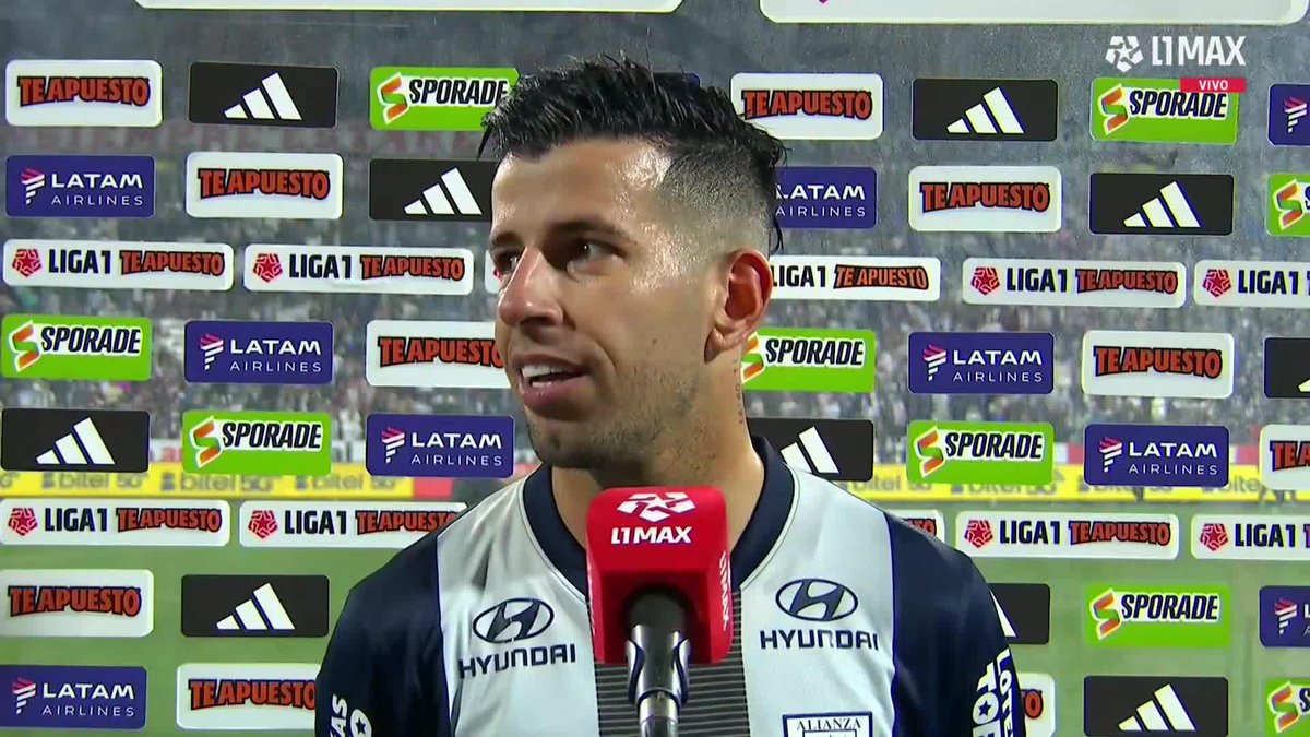 Otro buen partido de Ceppelini, viene mejorando, en esta nota confiesa q la suspensión de la Conmebol lo bajoneó y algunos d nosotros en lugar de sumar y ayudar, colaboramos en q le cueste más recuperarse Tenemos 10