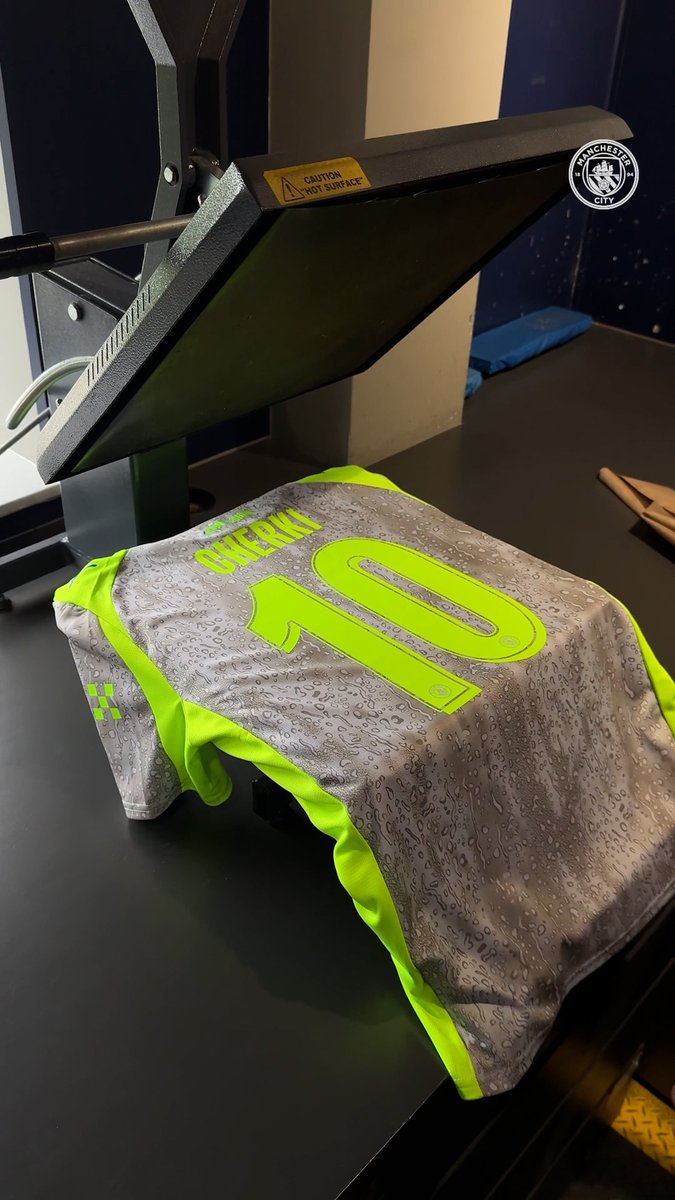 Celebrate Rayan Cherki's birthday with a #️⃣🔟 shirt! 👊