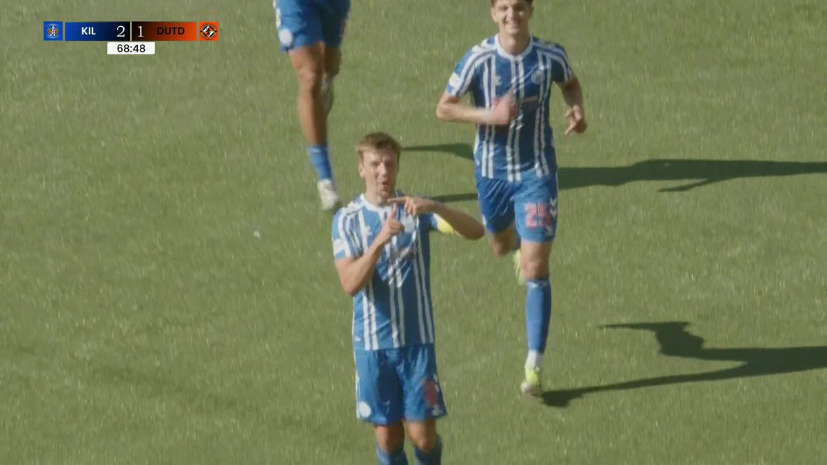 Great strike by Brad Lyons! 🔥 Kilmarnock FC are back in front against Dundee United thanks to their captain 🔵⚪ #PremierSportsCup