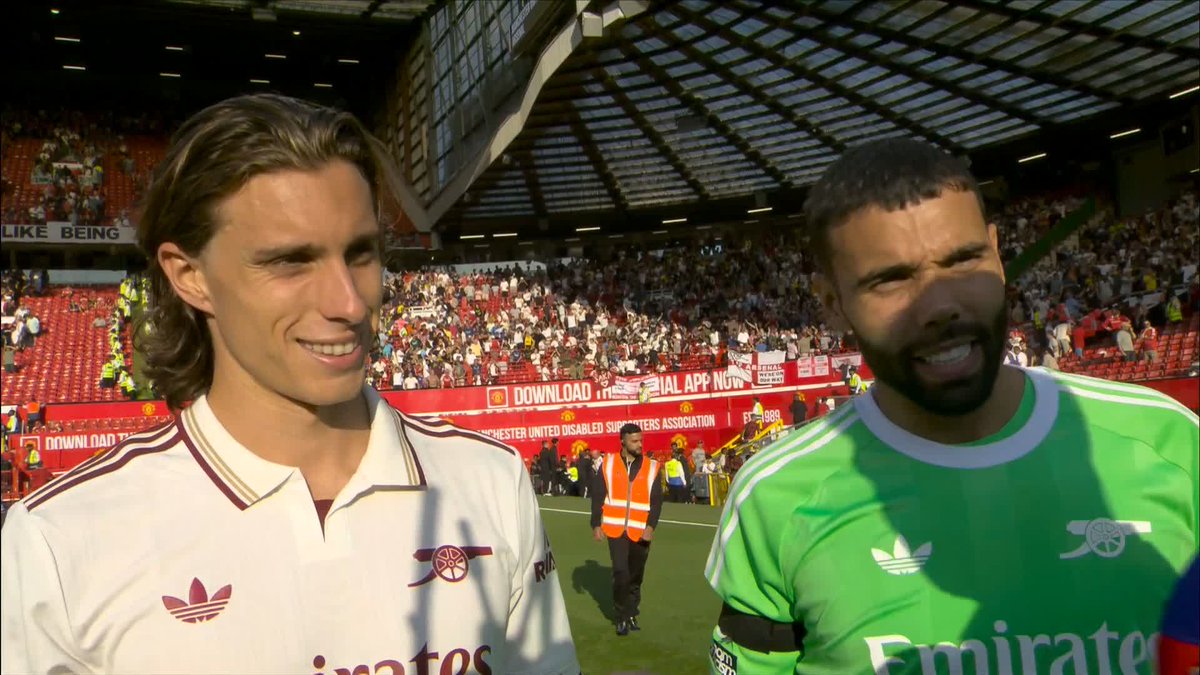 "Days like this is when the three points count" 💪 David Raya and Riccardo Calafiori react to Arsenal's 1-0 win at Old Trafford 🔺