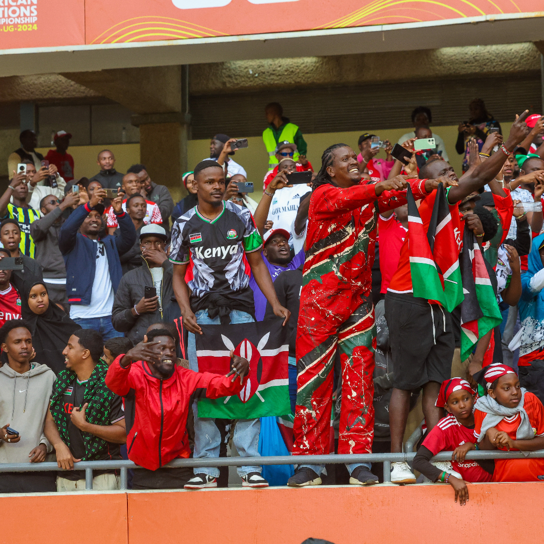 Top of the group, top of the world. Kenyan fans deliver your Football Together #EnergyOfTheDay! 🇰🇪🎉 Purchase your #TotalEnergiesCHAN2024 tickets here 👉