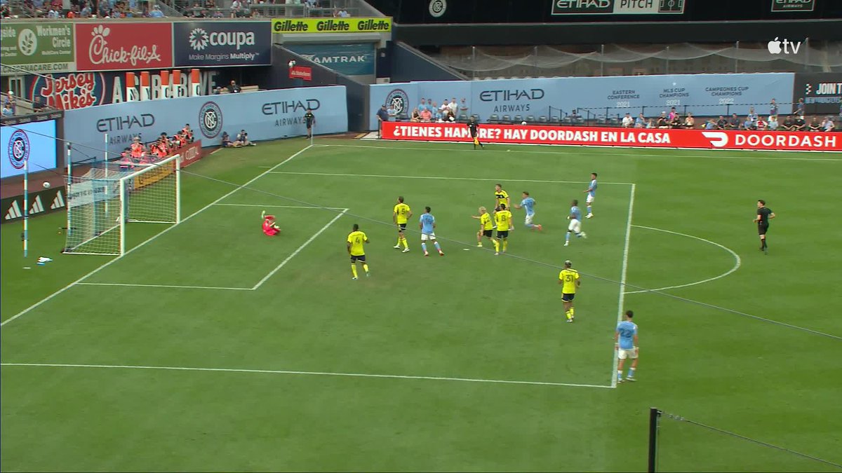 Tidy finish from Andrés Perea. 👌 All square at Yankee Stadium.
