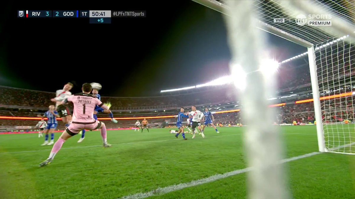 🤯🇦🇷 DOBLETE DE GIULIANO GALOPPO Y RIVER YA GANA 3-2 EN EL PRIMER TIEMPO.