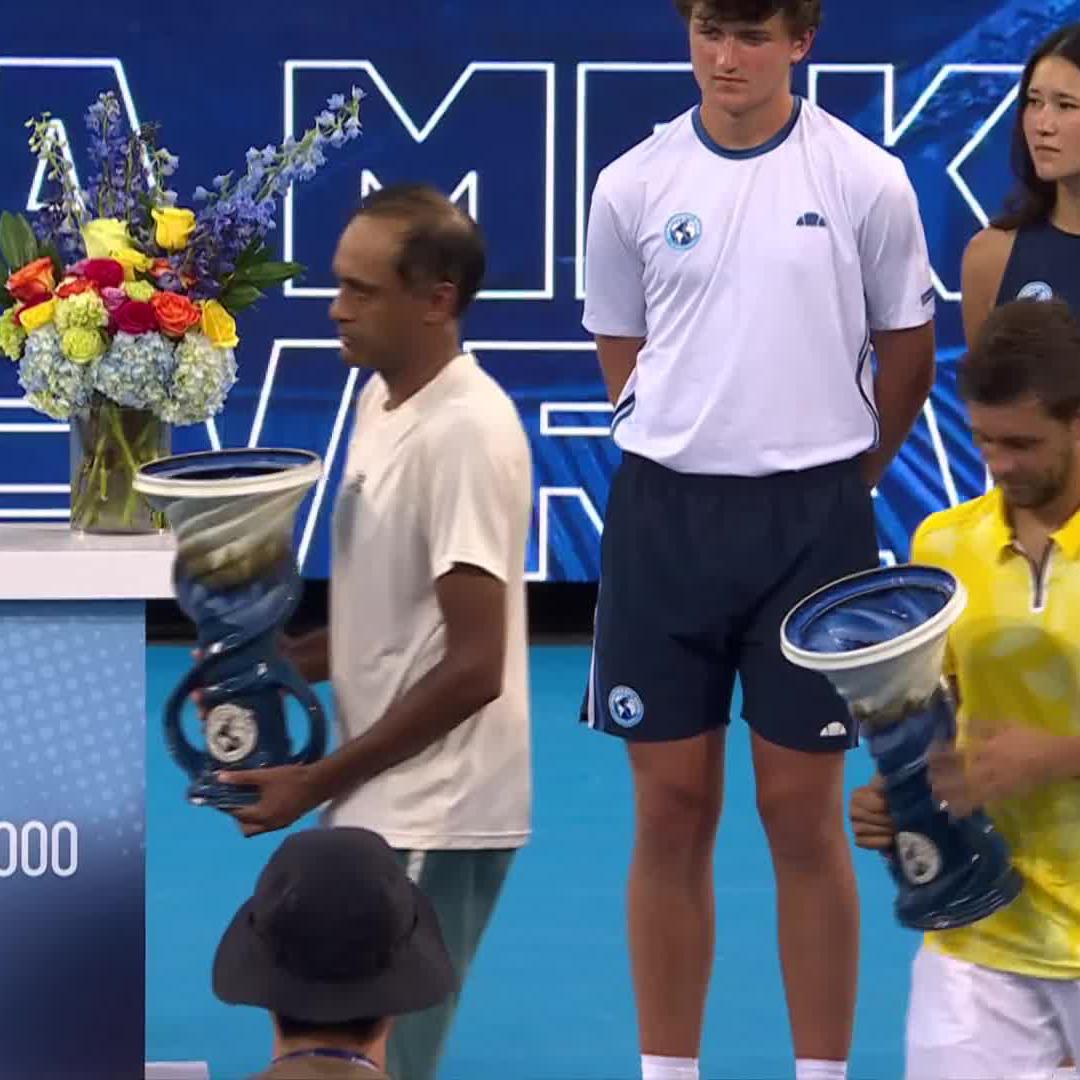 Hoist it high 🤩 Nikola Mektic Rajeev Ram #CincyTennis