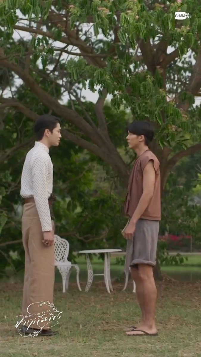 เราจะยังเป็นสหายกันได้เหมือนเดิมไหม “จาฤกรติชา Memoir Of Rati” 📜🖋️ ทุกวันศุกร์ เวลา 20:30 น. ทางช่อง GMM25 รับชมย้อนหลังที่แรกทาง Netflix เวลา 21:30 น. #MemoirOfRatiEP9 #MemoirOfRati #GMMTV อู๋ท้าน้าบูน บูมที่ไม่ดื้อ
