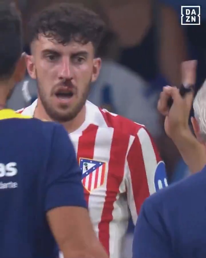 Cross e un colpo al volto ❌ La prima di Ruggeri in Liga con l'Atletico 🔎 #Ruggeri #AtleticoMadrid #LaLiga #DAZN