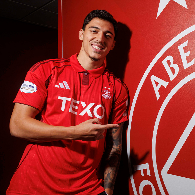 At last, he is here. Welcome to Aberdeen FC, Marko Lazetić.