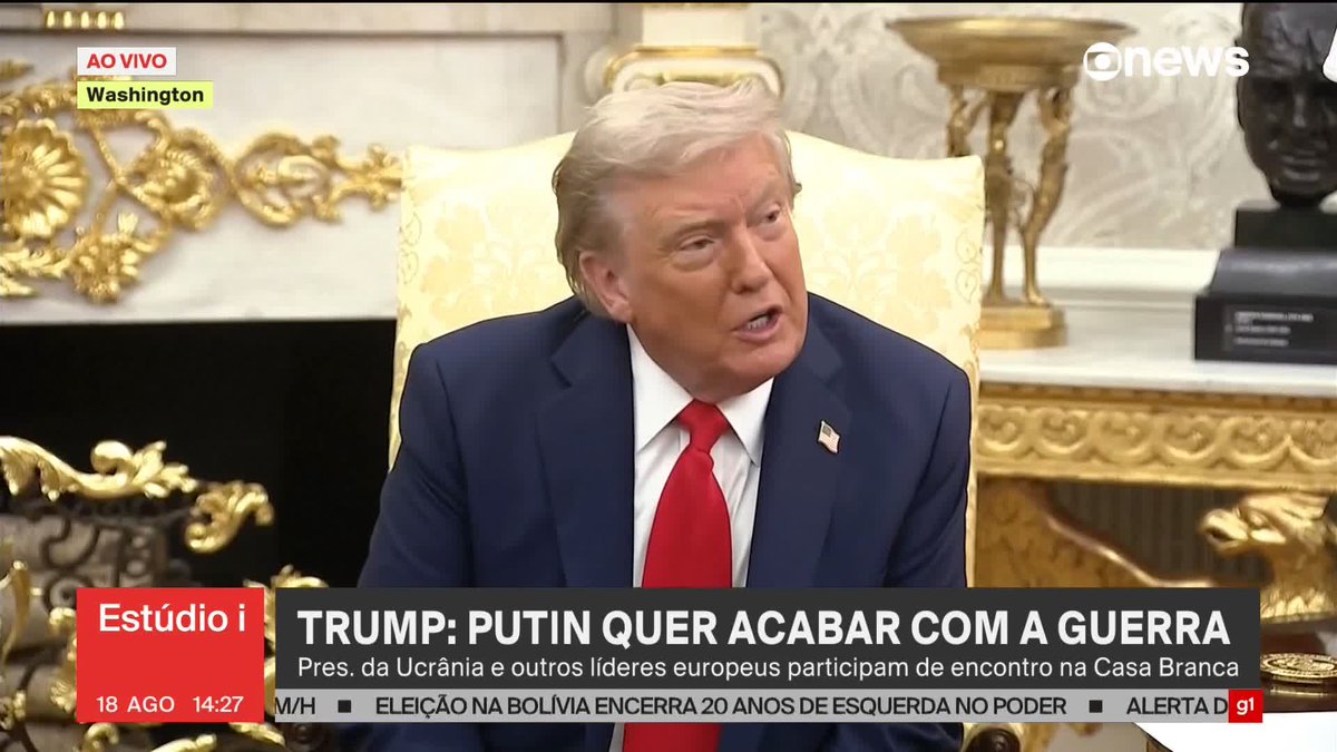 “A primeira-dama falou com muita veemência. Ela tem acompanhado assim vocês e eu temos acompanhado, e há coisas muito que não vemos porque são muito duras, como a questão das crianças. Ela tem um grande amor por crianças. Temos um filho que a Melania ama mais do que qualquer pessoa, inclusive a mim, e eu odeio dizer isso. Ela detesta ver o que está acontecendo, porque é de partir coração, então decidiu escrever aquela linda carta e pediu, sim, ao presidente Putin que gostaria de ver essa guerra acabar. Disse isso de forma muito aberta”, diz o presidente dos Estados Unidos, Donald Trump, sobre a carta da primeira-dama, Melania Trump, para que a guerra na Ucrânia acabe logo por causa das crianças, e que o presidente da Rússia, Vladimir Putin, é o agressor. ➡ Assista ao #Estúdioi: #GloboNews