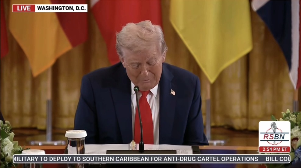 Trump is unable to identify the President of Finland sitting right in front of him: "President Stubb of Finland and... he's uh... he's somebody that where are we here, huh? Where, where, where? Oh, you look better than I've ever seen you look"