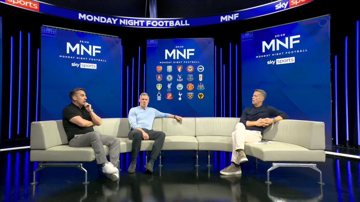 "They're reliable and solid" 💪 Gary Neville predicts Arsenal to win the Premier League 🏆