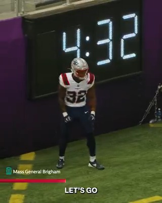TreVeyon Henderson is not entertaining any Ohio State disrespect from Mack Hollins 😂 “I can’t get a I-O for nothing.” (🎥 z - New England Patriots)
