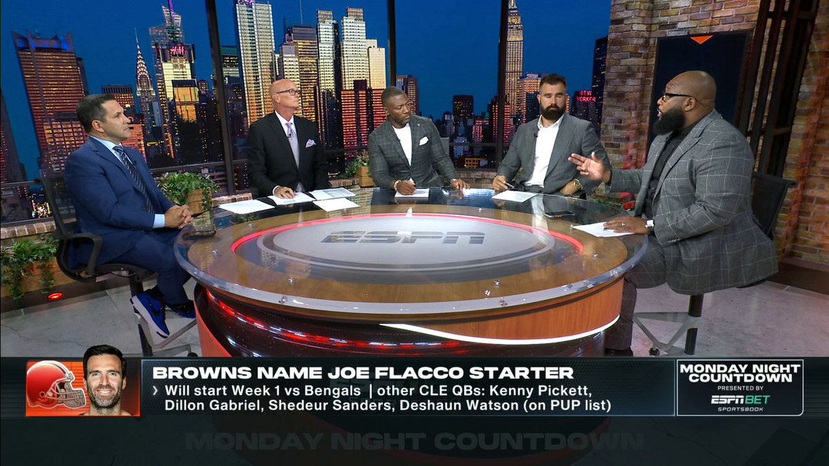 "This is a season long QB evaluation to determine if [the Browns are] using two picks to go up to get a quarterback." Marcus Spears on the Cleveland Browns' QB situation 👀