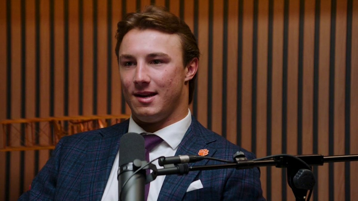 "A year ago everybody told me I sucked ... now everybody is saying something else." Cade Klubnik is locked in 😤🔒 Clemson Football