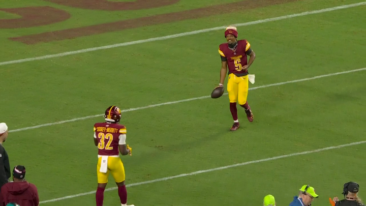 Jayden Daniels made sure rookie Bill Croskey-Merritt got his touchdown ball ❤️