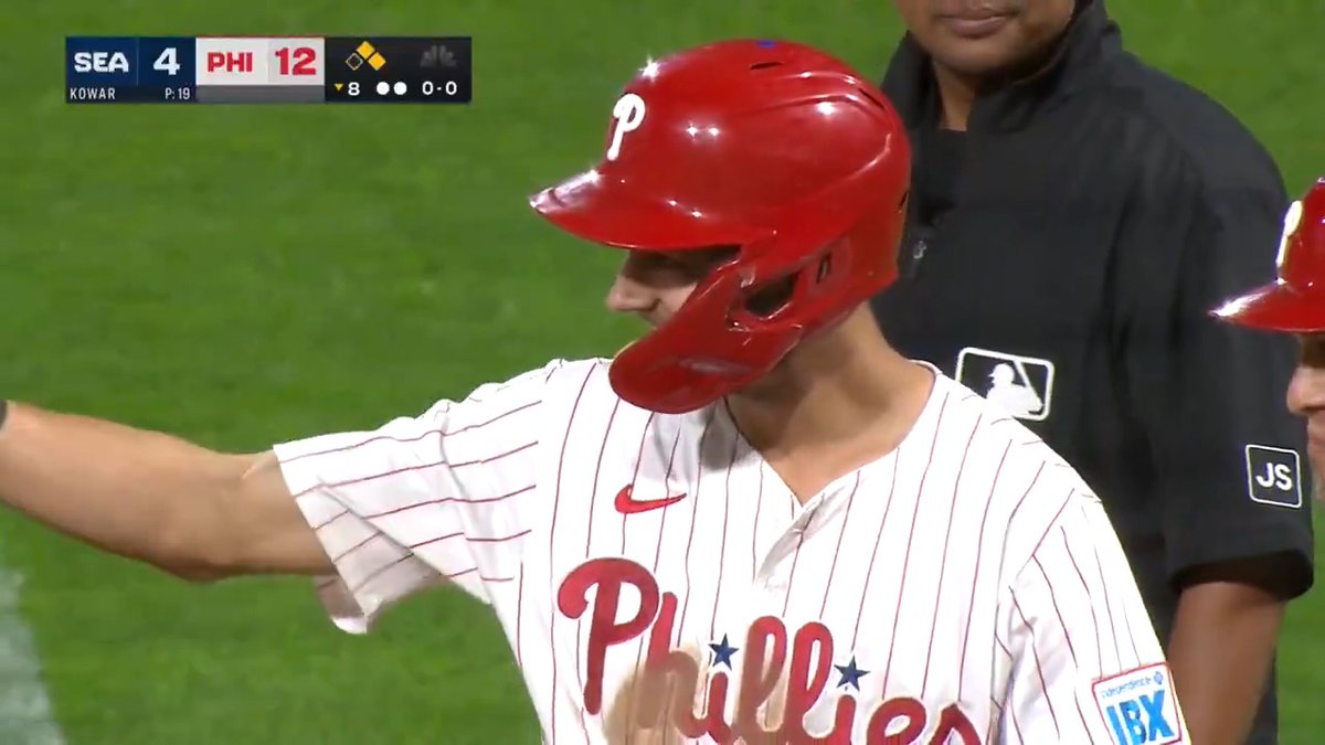 A milestone, 4 hits and 5 RBIs for Trea 👏👏