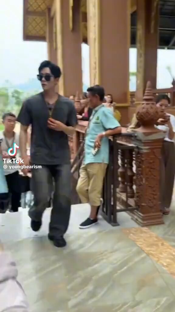 กำลังติดเหนือสมรภูมิแล้วเจอคลิปนี้ของพี่เฉิงเหล่ย จะบ้าาาา ทำไมกุชอบแต่ผู้ชายทรงนี้ 555555555555555 #เหนือสมรภูมิ #LegendOfTheFemaleGeneral #เฉิงเหล่ย #ChengLei