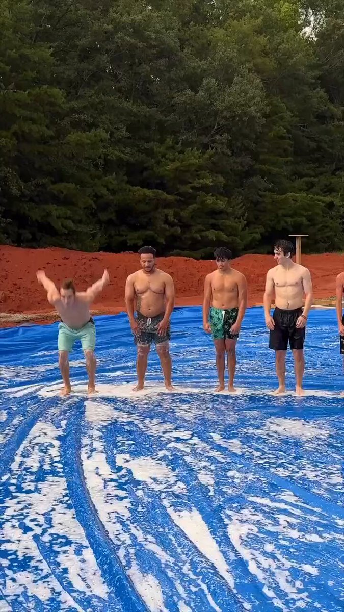 Birinci Takla Attı, Dördüncü Yere Kapaklandı! 💥🧼"