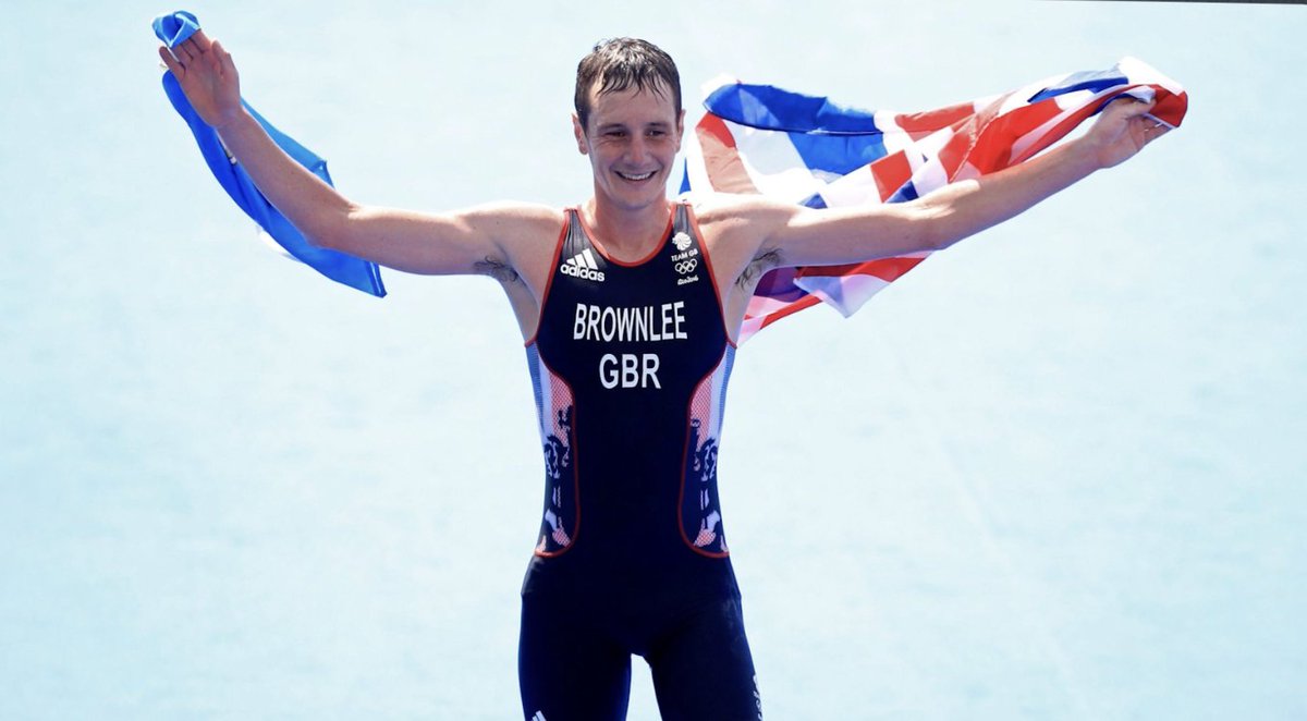 The only athlete with 2 Olympic titles in triathlon, Alistair Brownlee is now leading Terra API Research. Here's how everything started 🧵