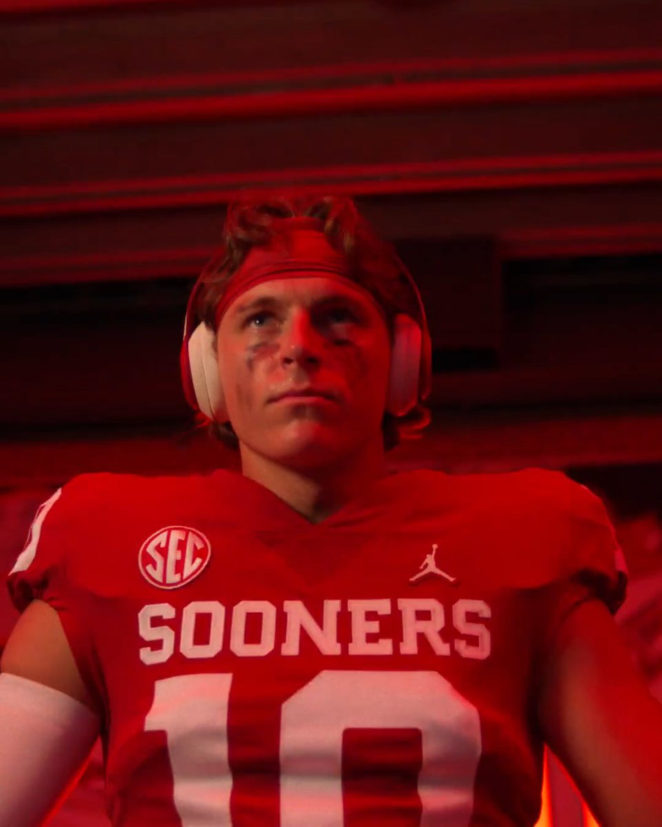 Sharp look. Sharper game. John Mateer is gameday ready with Beats by Dre. #BoomerSooner | #BeatsPartner | #BeatsElite