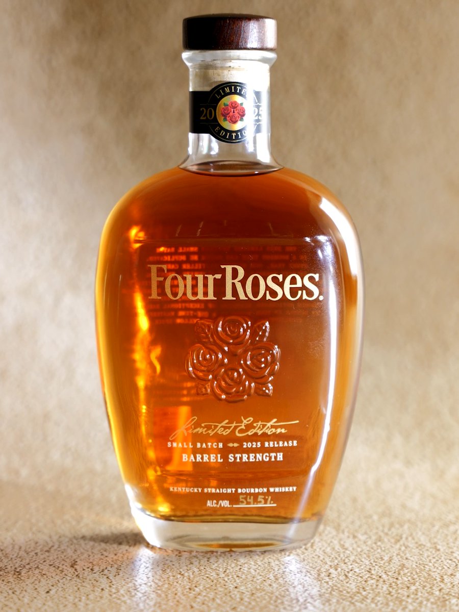 Our 2025 Limited Edition Small Batch is finally here. A very special release with a taste you won't forget. Enter the drawing below to buy a bottle of your own 🥃 🌹 More details in the comments. #FourRosesBourbon #Bourbon