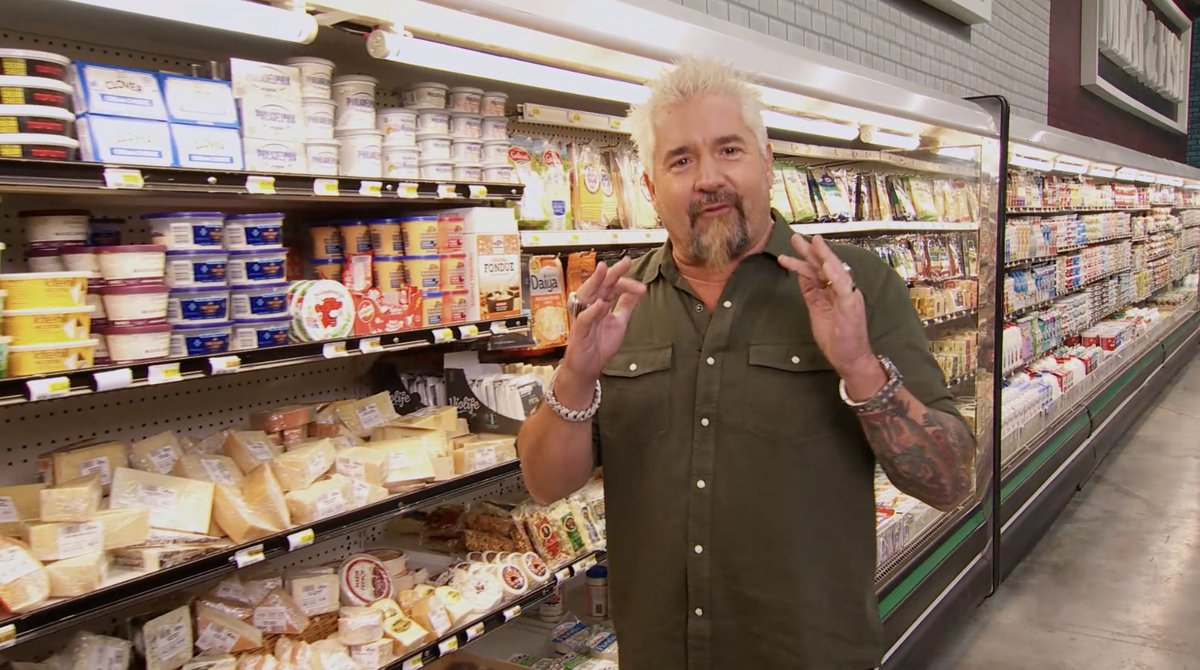 This pizza showdown will be hard to top! Four of the country’s best chefs battle it out in an all-star pizza showdown for the chance to shop Flavortown Market and take home a whole lot of dough 🤩🍕 Watch #GroceryGames, Wednesday @ 9|8c 🛒