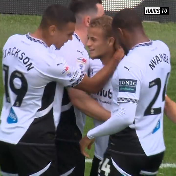Kenzo's first goal in black and white! 🎯 🔜 Bristol City (H)