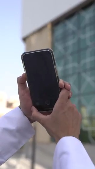 مسابقة التصوير – بيت التمويل الكويتي بمناسبة اليوم العالمي للتصوير، شاركوا بصور أحد فروع بيت التمويل الكويتي باستخدام الهاتف أو الكاميرا الاحترافية. الشروط: - يحق لكل مشارك تقديم صورة واحدة فقط. - يجب أن تكون الصورة ملتقطة لأحد فروع بيت التمويل الكويتي. - يشترط أن تكون الصورة أصلية ومن تصوير المشارك نفسه (غير منسوخة أو مقتبسة من الإنترنت). - لا يسمح بإضافة أي شعارات أو كتابات على الصورة - يجب أن يكون اسم الصورة هو رقم هاتفك النقال . - المشاركة متاحة لغاية يوم السبت 30 اغسطس. - يحتفط بيت التمويل الكويتي بحق استخدام الصور مع حفظ حقوق المصور. رابط المشاركة: الجائزة: 🏆 المركز الأول: iPhone 17