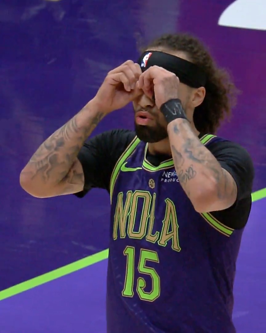 one of the best assists... the alley-oop 🔨 #NBAAssistWeek