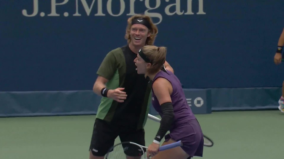 That reaction was everything 😁 Andrey Rublev | Karolina Muchova