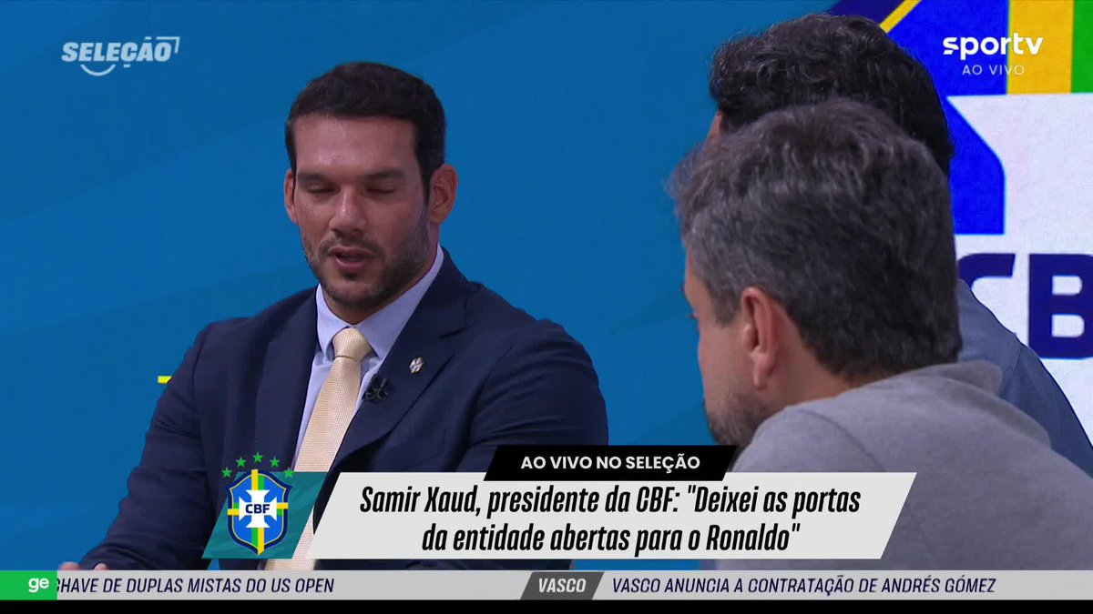 O Ednaldo realmente mandou deu aval para a camisa vermelha ser produzida Se ele não tivesse sido retirado da presidência da CBF, teríamos o Brasil usando uma camisa vermelha na Copa do Mundo INACREDITÁVEL