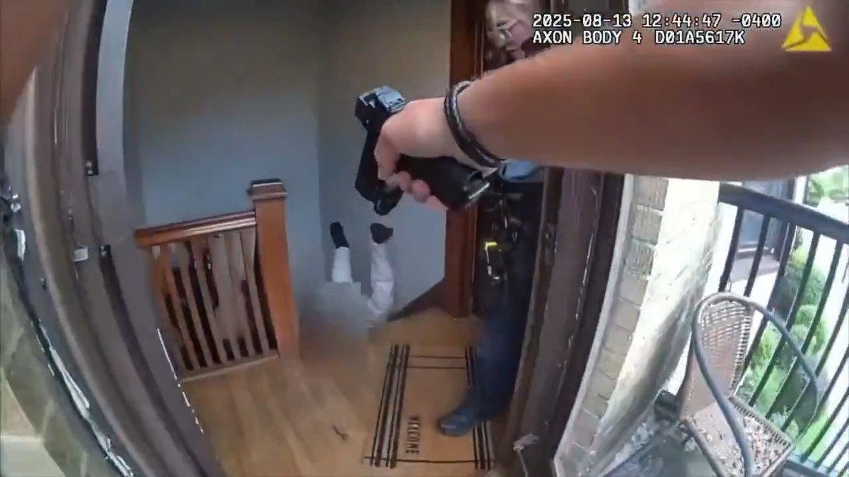 BODYCAM: Police in Cheektowaga, NY shoot & kill assault suspect who lunged with knife