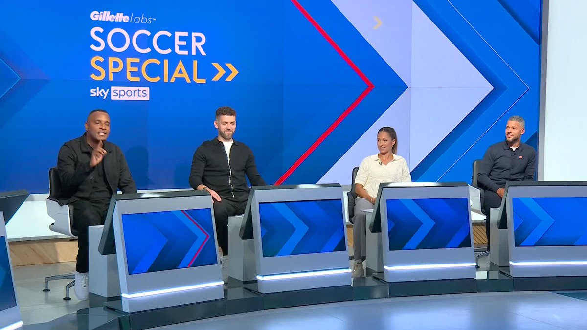 "Let me speak now ‘cause you’ve spoke!" 😡 The Soccer Special panel clash over Tarkowski’s handball against Leeds United.