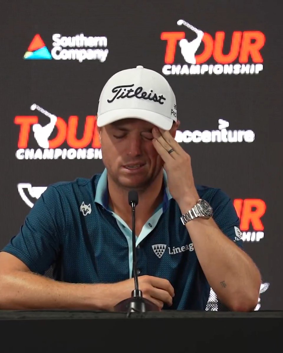 Justin Thomas said he FaceTimed Tiger Woods in 2020 to remind Tiger that he didn't qualify for the Tour Championship. Tiger called back in the green jacket to remind JT that he hadn't won The Masters. 😂