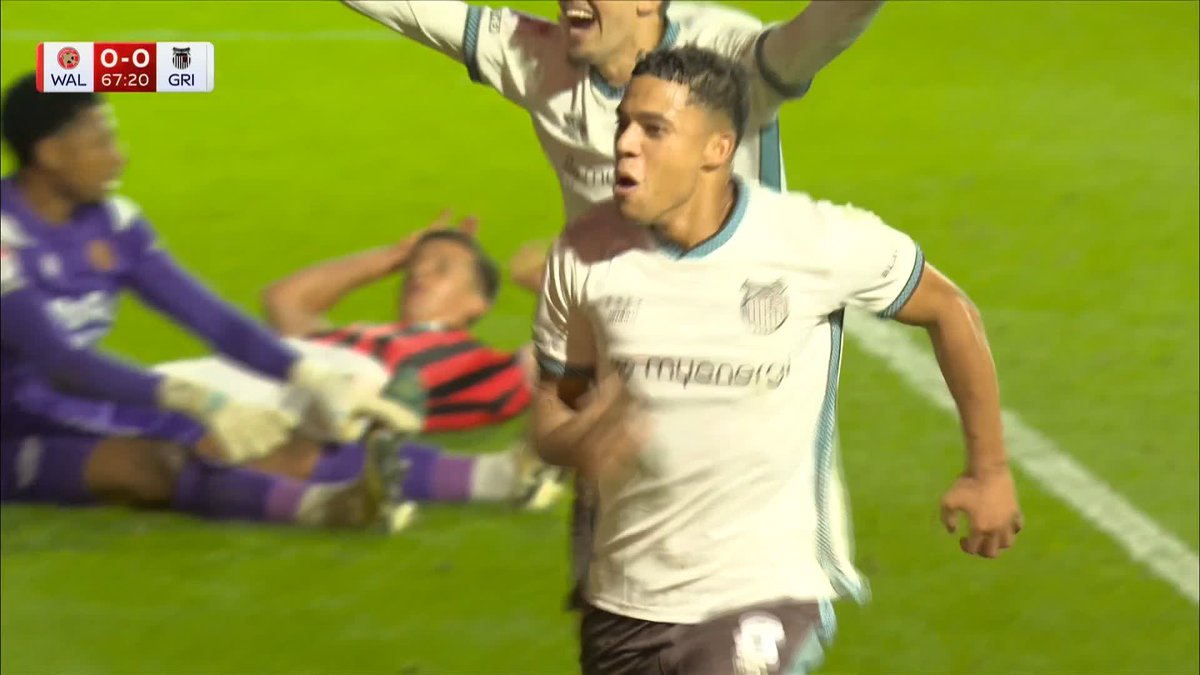 Evan Khouri with a vital goal for Grimsby Town! 🤩