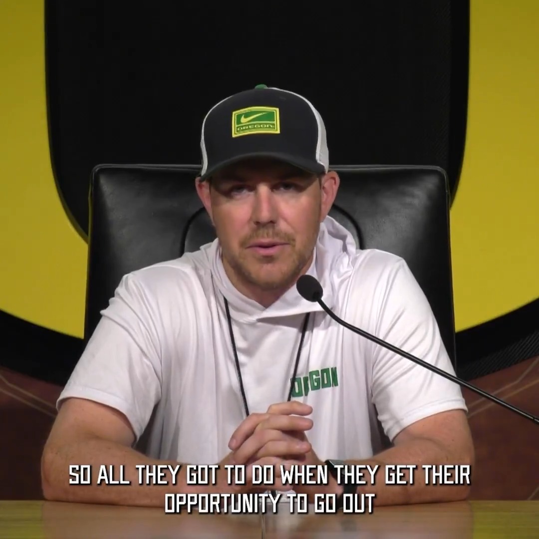 Checking in on the QB position following Tuesday’s practice. #GoDucks x #QuackMinute