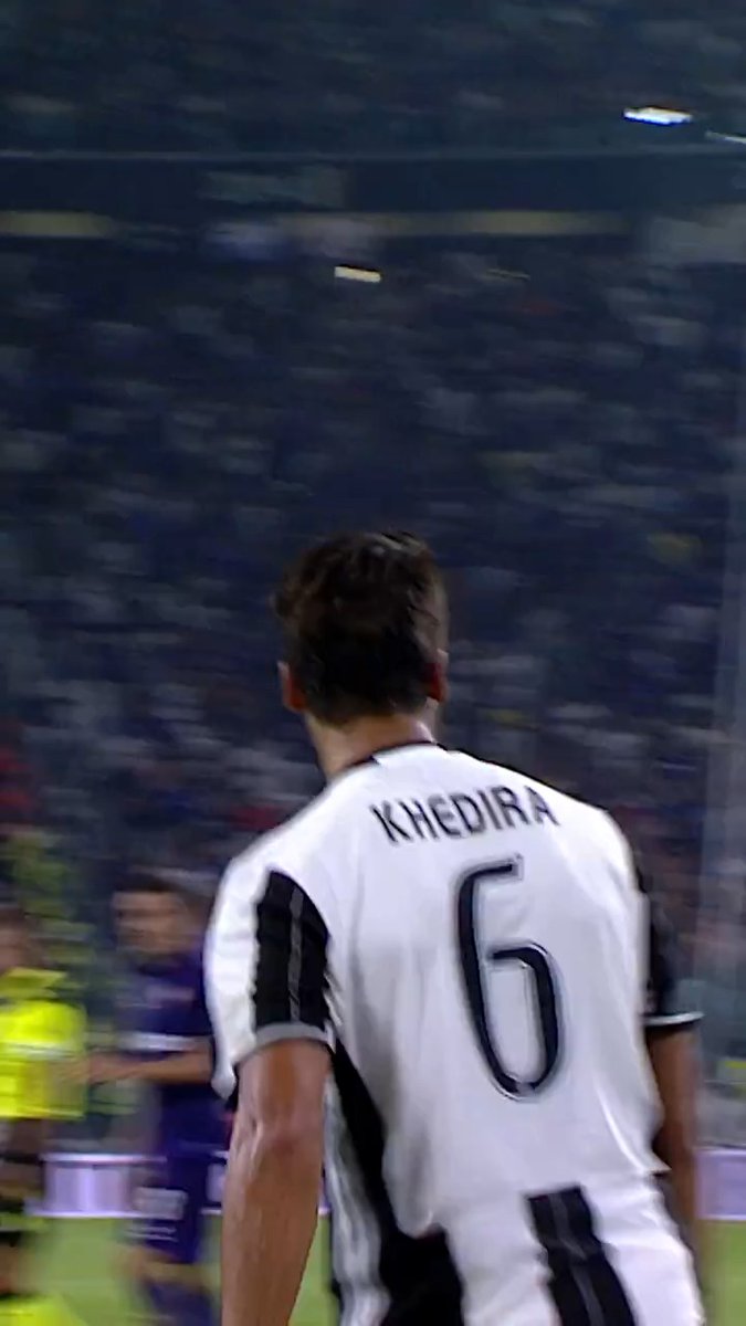 Tempismo perfetto di Sami contro la Fiorentina per il #GoalOfTheDay datato 2016 ⚽️