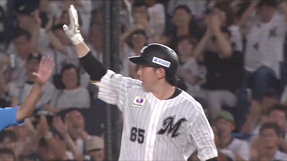 若き二人で試合を振り出しに戻す！🔥 千葉ロッテ 西川史礁 選手のタイムリー2ベースヒットで1点差に迫り 寺地隆成 選手のタイムリーヒットで同点に追いつく！🙌 👇ライブ配信はこちら