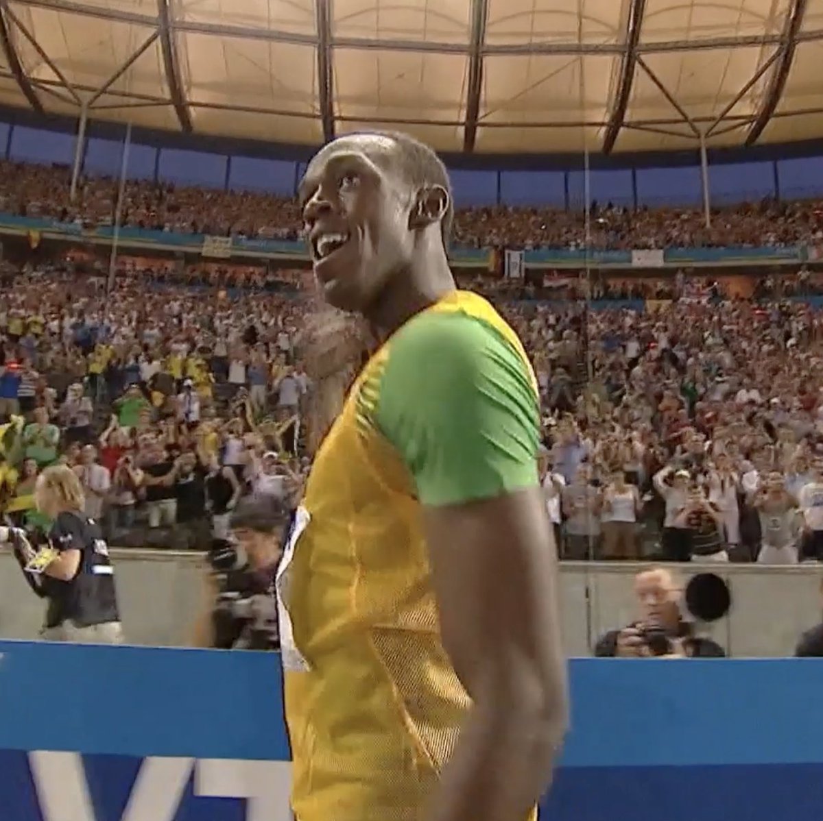 Today marks 16 years since Usain Bolt SMASHED the 200m world record, and he made it look EASY! 😤 Usain St. Leo Bolt