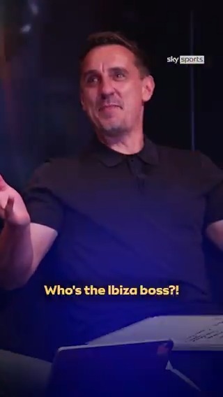 "It's the Ibiza boss" 🤣 Gary Neville and Jamie Carragher judge fan talents in the Sky Sports talent show! 🏆