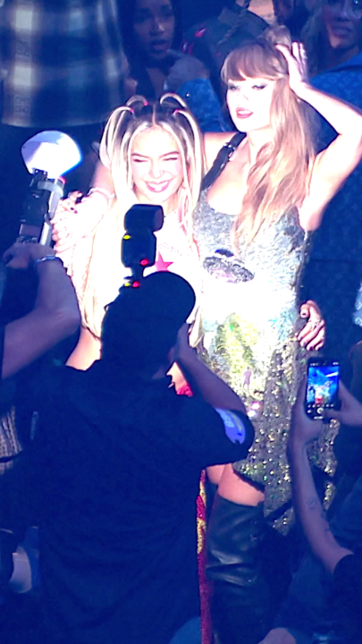 Cannot hold my excitement when thinking about we are 18 days away from seeing more of our faves interact 😁 📍 LABICHOTA &amp; Taylor Swift at the 2024 #VMAs