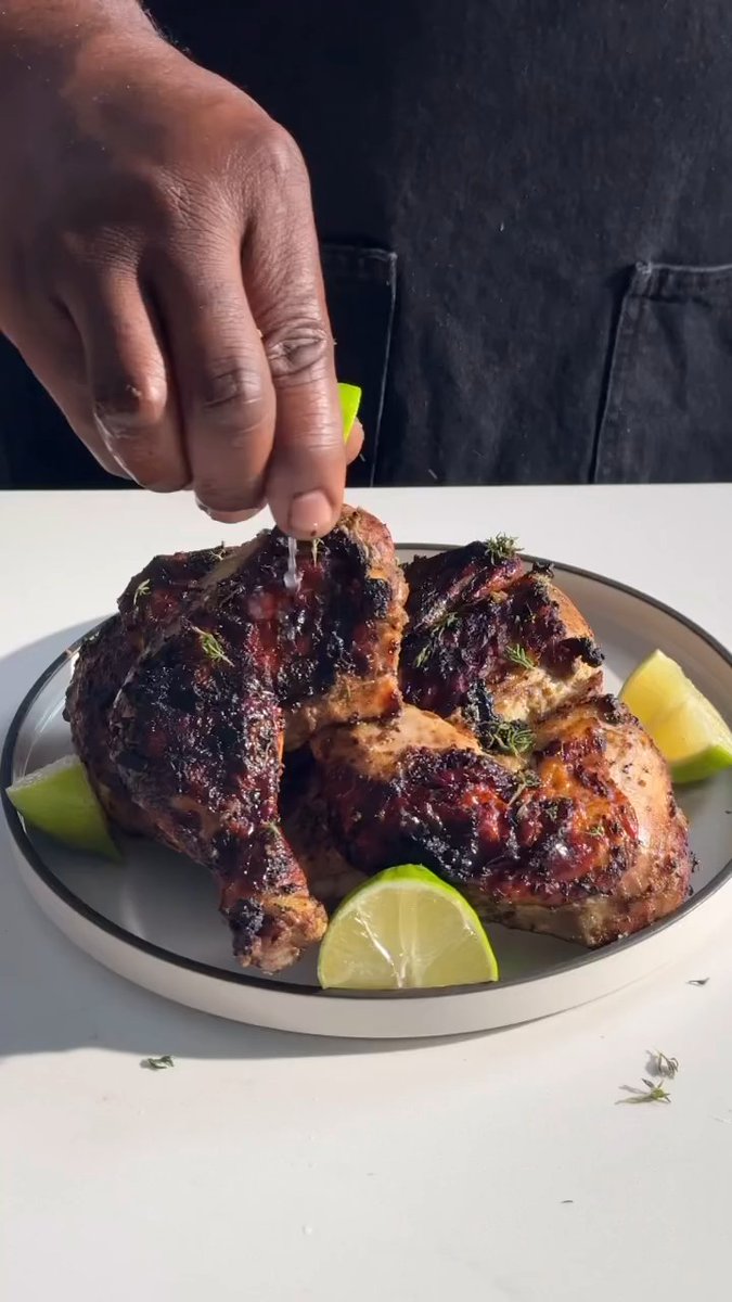 This jerk chicken has been a fan favorite for years — and for good reason🔥. Get the spicy, smoky, and fragrant recipe at the link here: 🍗: Paul Chung, 🎥: Roscoe Hall, Mike Cunliffe