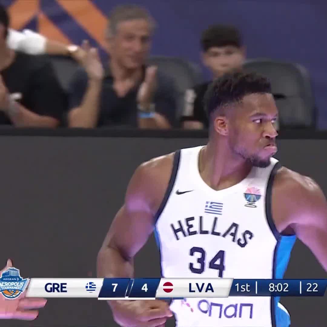 GIANNIS IS BACK 😤 #EUROBASKET X @hellenicbf 🇬🇷