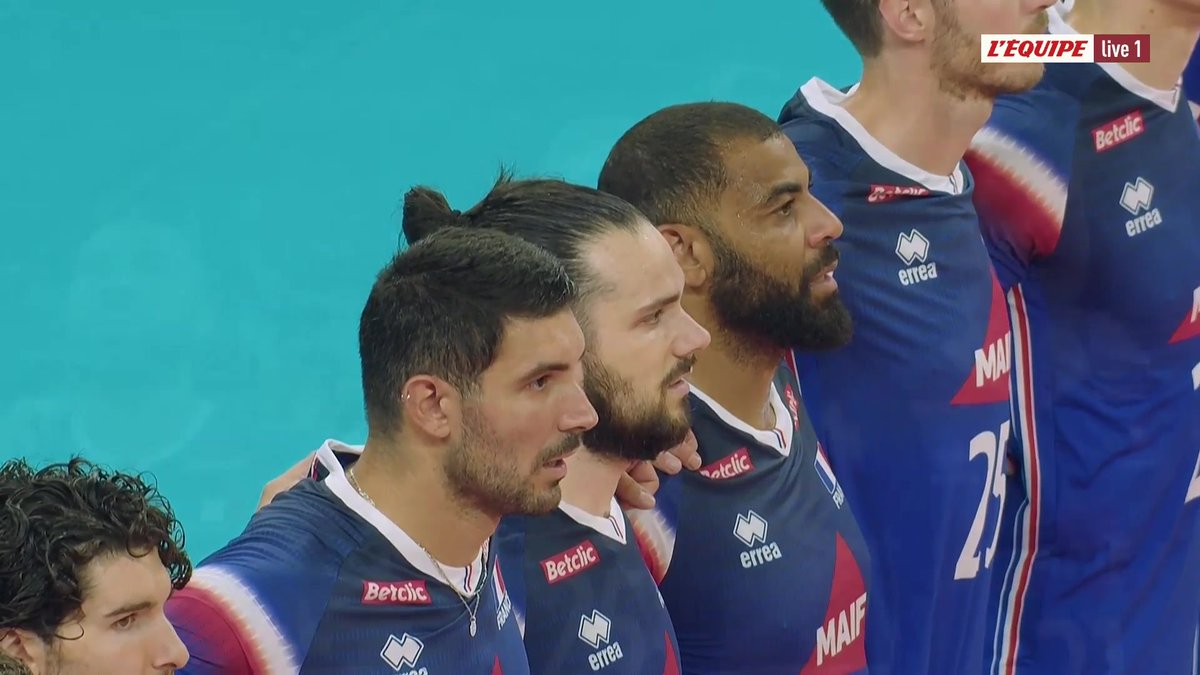 La marseillaise ร Cannes avant le dernier match amical pour les Bleus face ร la Serbie avant la Coupe du monde aux Philippines ! La rencontre est ร suivre sur L'รquipe live >