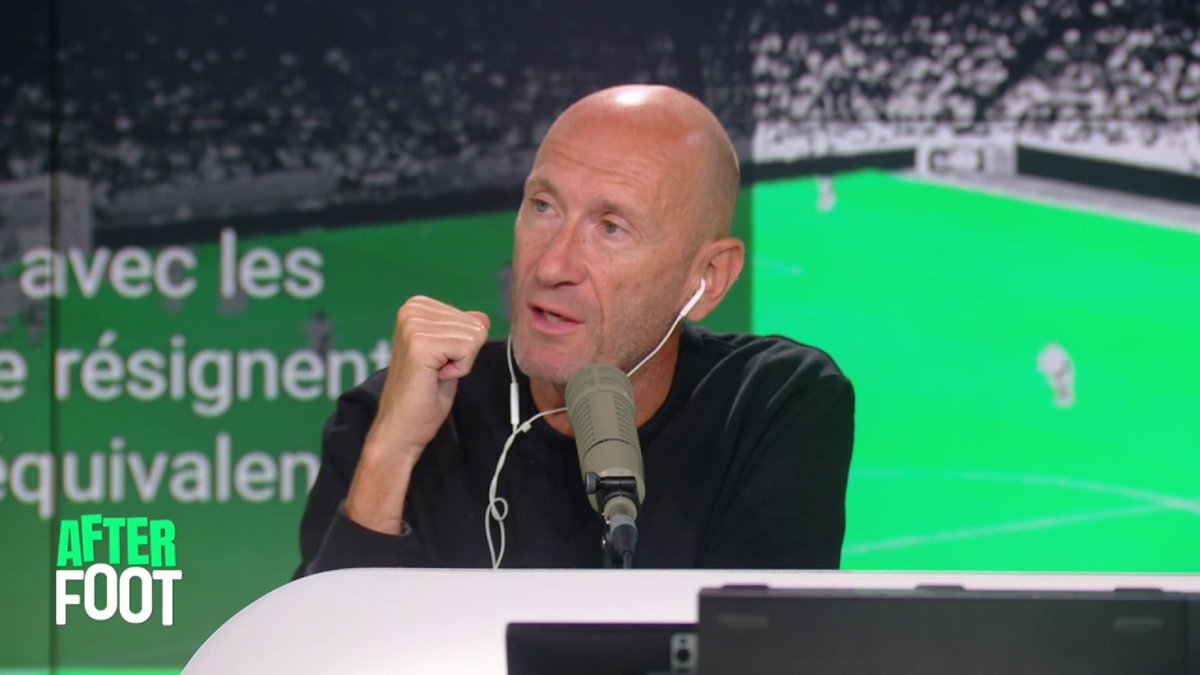 ⚡ Adel, supporter de l'OM : "C'est une mascarade, c'est De Zerbi qui a crée ce climat de tension. Il prend en otage tout le monde. C'est lui qui doit partir. Il a été choqué par ça ?! On est à Marseille ! C'est pas pour lui l'OM !"