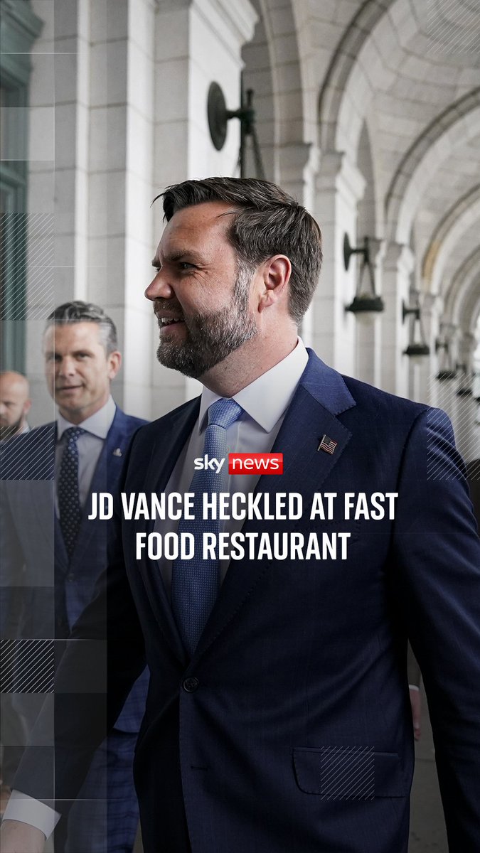 Watch protesters heckle US Vice President JD Vance and Secretary of Defence Pete Hegseth as they visited National Guard troops at Union Station in Washington DC ⬇️