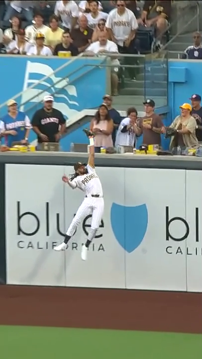 "El Niño" le robó a "Carita" en Petco Park 🤯👏.