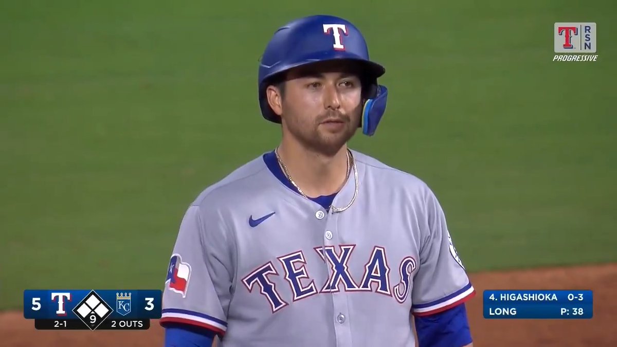 🗣️ CLEAN UP ON AISLE 11 #AllForTX