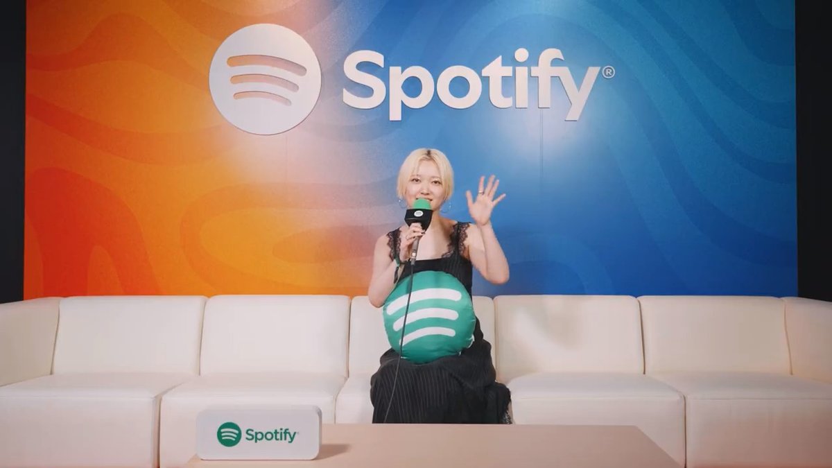 Spotify × SUMMER SONIC 2025 アーティストインタビュー⚡ 🎙＜reina＞ 他アーティストともコラボした 豪華パフォーマンスで会場を魅了✨ 🎧 フォロー&amp;RPで【サイン入りチェキ】を 1名様にプレゼント🎁 ⌛応募は9/2(火)まで！ reina SUMMER SONIC #サマソニ