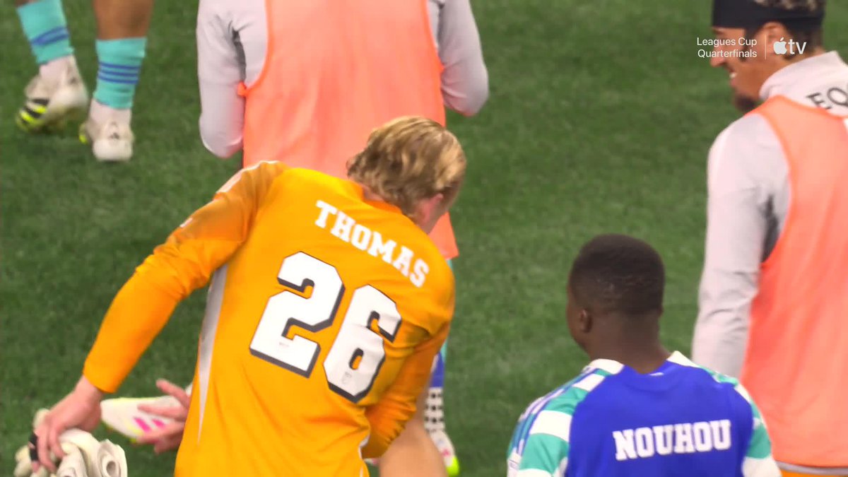 Huge PK stop from Andrew Thomas to clinch the victory for Seattle Sounders FC over Puebla! 🙌