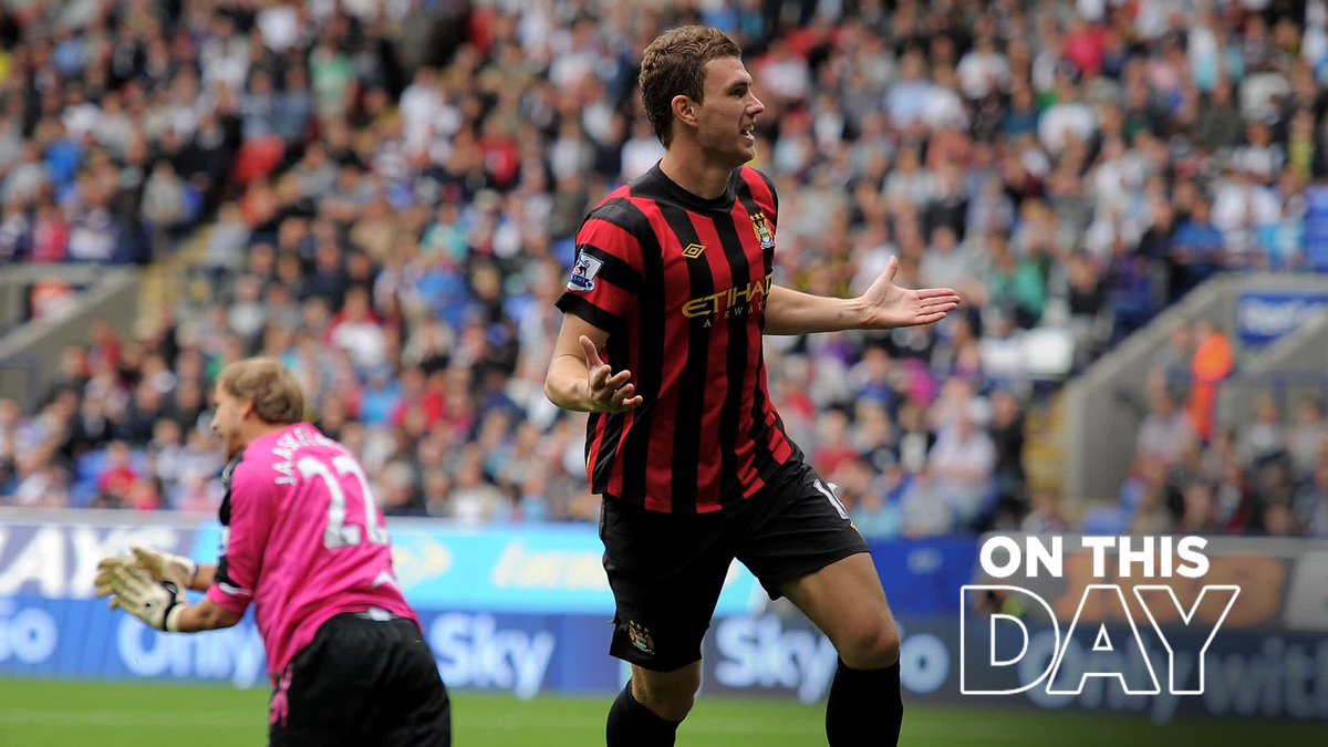 #OnThisDay: Bolton 2-3 #ManCity [2011] ⚽️ [39'] Ivan Klasnic ⚽️ [63'] Kevin Davies - ⚽️ [26'] David David Silva ⚽️ [37'] Gareth Barry ⚽️ [47'] Edin Džeko
